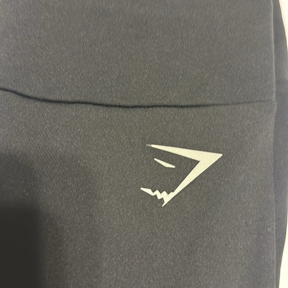 Gymshark leggings XS 24 inch inseam - Picture 2 of 6
